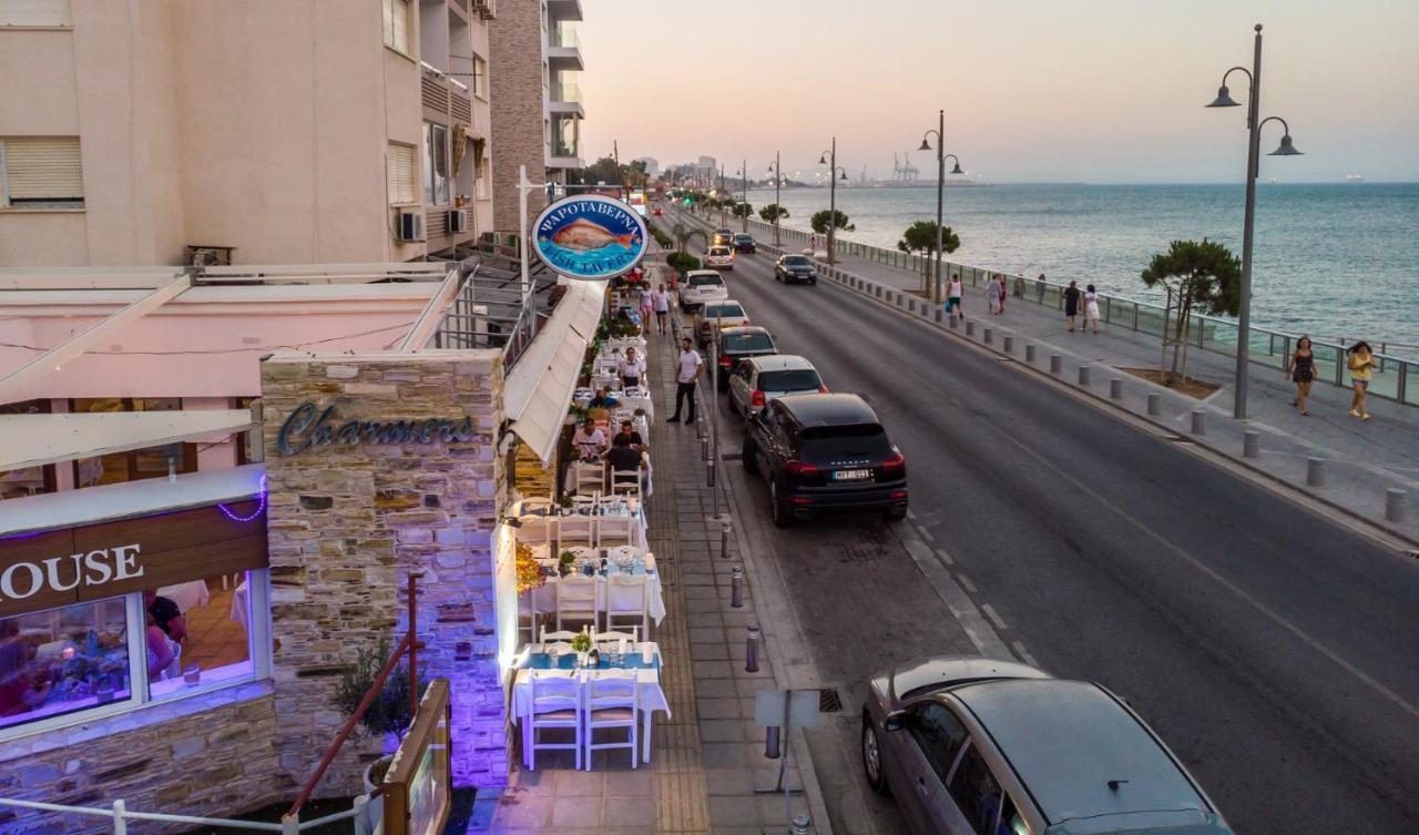 Beachfront Skyline Retreat 1Br Pool Central Larnaca Exteriör bild